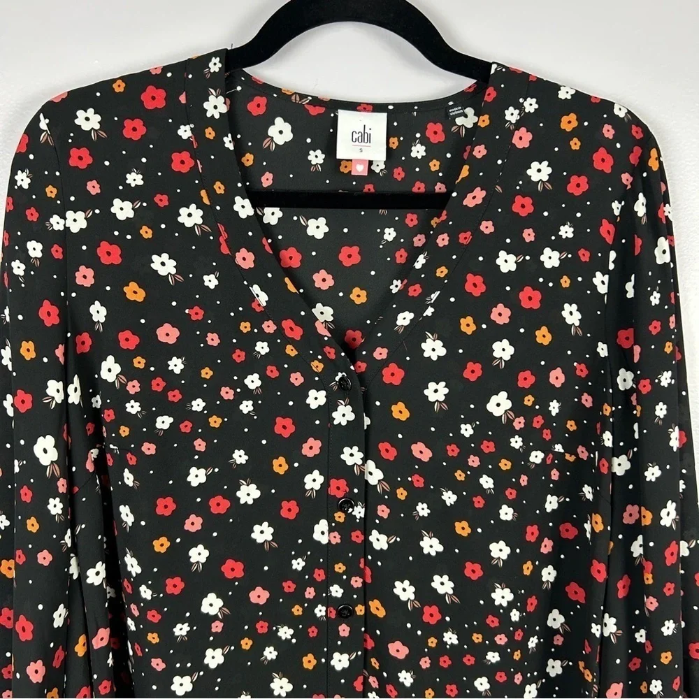 Cabi Floral Long Sleeves Striped Cuffs Button Down Blouse Small Black Red - Picture 4 of 13